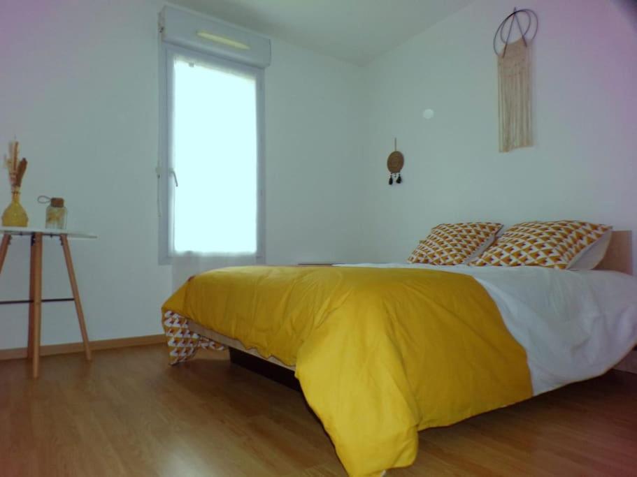 Bienvenue Au Cocon D'Alyssa Apartment Langon  Bagian luar foto