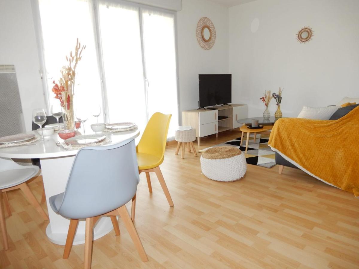 Bienvenue Au Cocon D'Alyssa Apartment Langon  Bagian luar foto