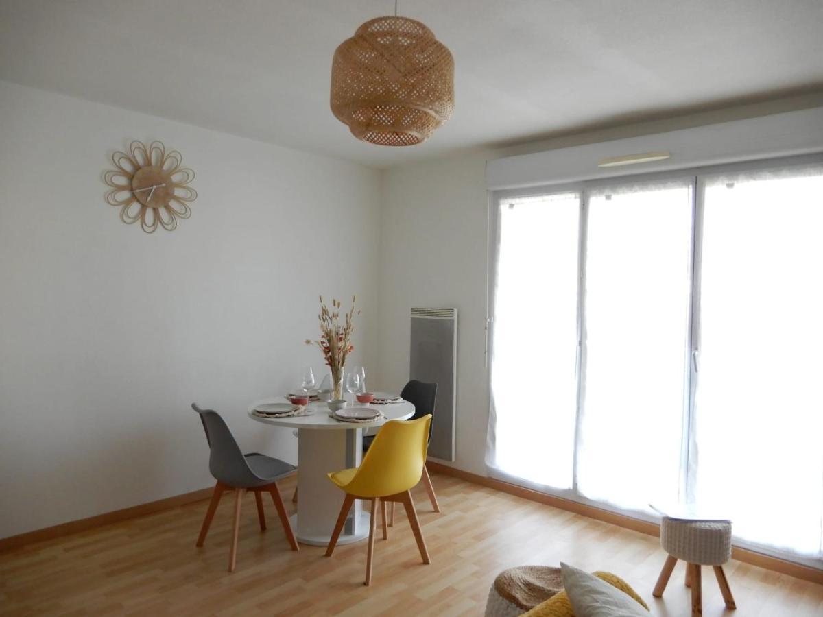 Bienvenue Au Cocon D'Alyssa Apartment Langon  Bagian luar foto