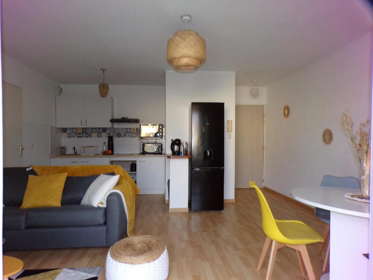Bienvenue Au Cocon D'Alyssa Apartment Langon  Bagian luar foto