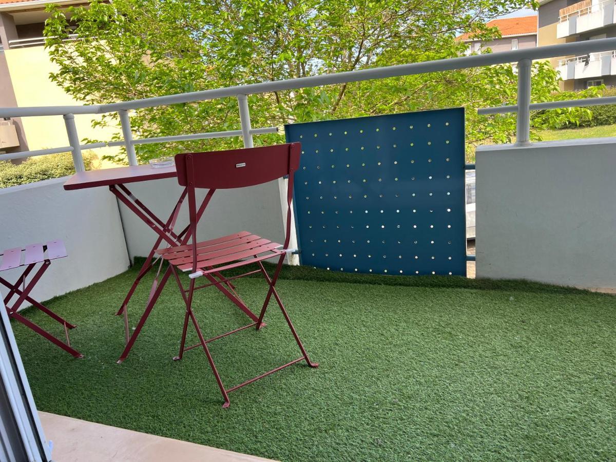 Bienvenue Au Cocon D'Alyssa Apartment Langon  Bagian luar foto